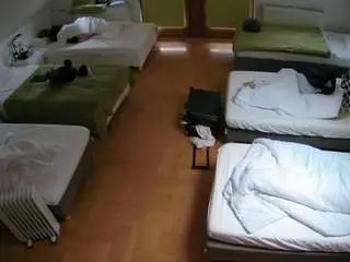 Camsoda Live Sex Cam of voyeurcam-julmodels-bed-6