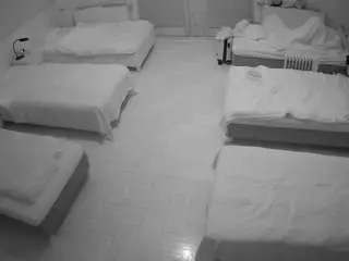 Camsoda Sex Chat of voyeurcam-julmodels-bed-6