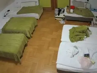 Camsoda Sex Chat of voyeurcam-julmodels-bed-6