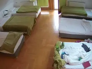 Camsoda Live Sex Cam of voyeurcam-julmodels-bed-6