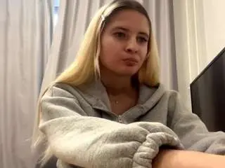 Camsoda Watch Live Sex Cams of romeliadom