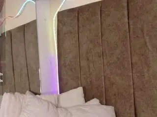 Camsoda Watch Live Sex Cams of natashaa-black