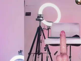 Camsoda Free Porn Cam of angel-pretty