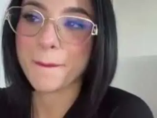 Camsoda Live Sex Cam of kiraalopez