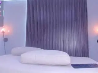 Camsoda Free Porn Cam of emily-kovac