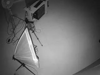 Camsoda Free Live Porn of voyeurcam-casa-salsa-versus-room