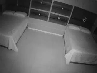 Camsoda Adult Webcams of voyeurcam-casa-salsa-versus-room