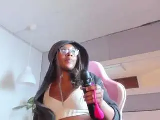 Camsoda Free Live Porn of jenn-brownn