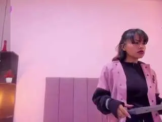 Camsoda Free Porn Cam of hollyhendriix