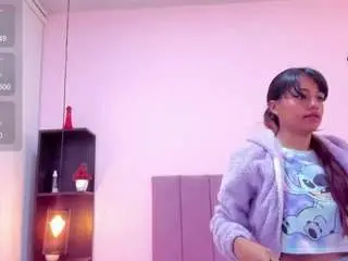 Camsoda Live Sex of hollyhendriix