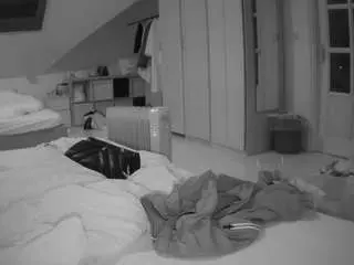 Camsoda Best live sex cam show of voyeurcam-julmodels-bed-1