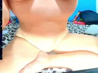Camsoda Sex Cam of honeeybunny