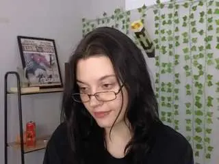 Camsoda Sex Chat of veronica-mckinney