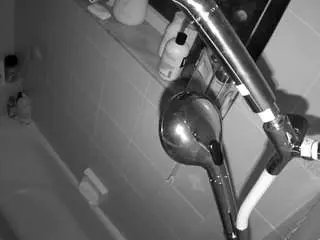 Camsoda Free Porn Cam of voyeurcam-charleys-bathroom