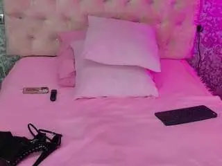 Camsoda Watch Live Sex Cams of akilla-queen