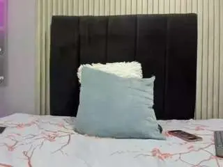 Camsoda Live Sex Cam of paulinnacurvy