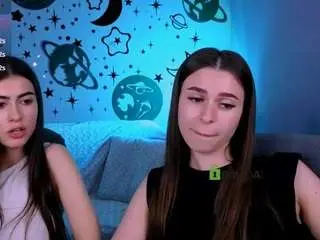 Camsoda Free Porn Cam of flora-ri