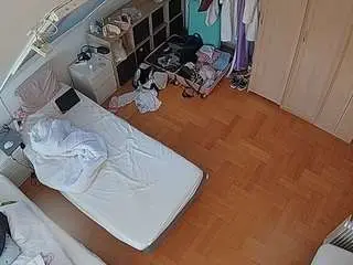 Camsoda Live Sex Cam of voyeurcam-julmodels-bed-7