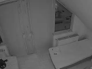 Camsoda Live Sex of voyeurcam-julmodels-bed-7
