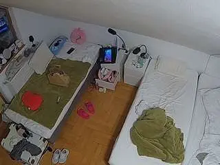 Camsoda Adult Video Chat of voyeurcam-julmodels-bed-7