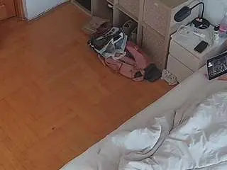 Camsoda Sex Cam of voyeurcam-julmodels-bed-7