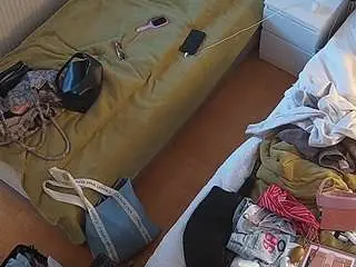 Camsoda Best Webcam of voyeurcam-julmodels-bed-7