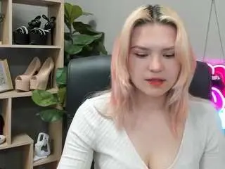 Camsoda Watch Live Sex Cams of sweetlilyxo
