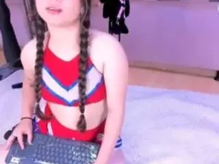 Camsoda Nude Webcam of nahomystar