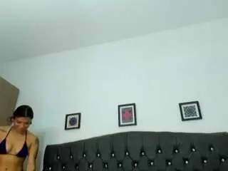 Camsoda Nude Webcam of michell-22