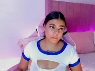 Camsoda Free Live Porn of alicethunder