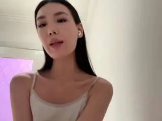 Camsoda Free Live Porn of lyrianel