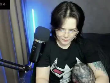 Chaturbate Free Live Porn of hell_hotline