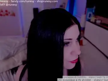 Chaturbate Free Porn Cam of runesy