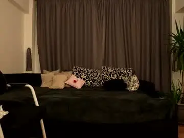 Chaturbate Live Sex Cam of violetvip