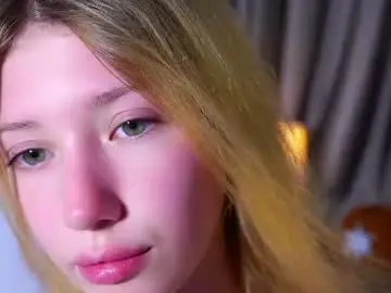 Chaturbate Best live sex cam show of sunnmoonn
