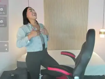 Chaturbate Live Sex Cam of roxanerichie