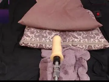 Chaturbate Free Porn Cam of _b_a_n_s_h_e_e_