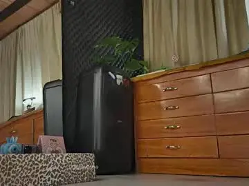 Chaturbate Live Sex Cam of gigifontaine_