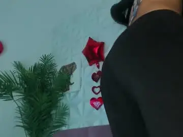 Chaturbate Adult Video Chat of hellen_sky_