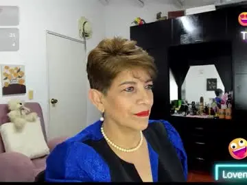 Chaturbate Free Porn Cam of angelina_stone_65