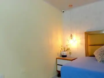 Chaturbate Sex Cam of larsonmia