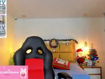 Chaturbate Live Sex of larsonmia