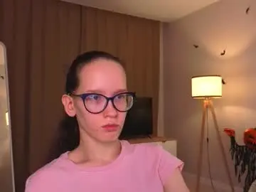 Chaturbate Live Sex Cam of lynettebails