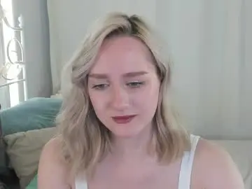 Chaturbate Adult Webcams of chloedeccker