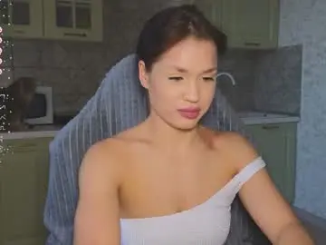 Chaturbate Free Porn Cam of mia___lunaa