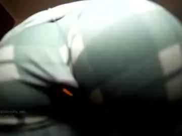 Chaturbate Live Sex Cam of latinbaby_666