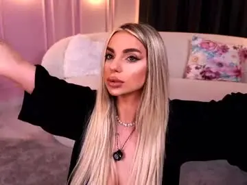 Chaturbate Watch Live Sex Cams of pearlplenty