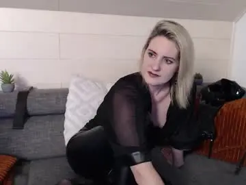 Chaturbate Live Sex of nora_noxx
