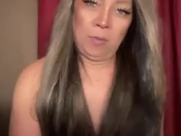 Chaturbate Best live sex cam show of linkingqueens69