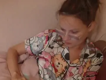 Chaturbate Nude Webcam of candylady136
